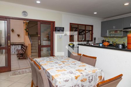 Casa 1 - sala  de casa para alugar com 4 quartos, 250m² em Conceição, Diadema