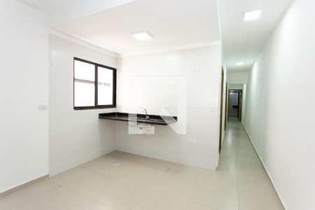 Cozinha de apartamento para alugar com 2 quartos, 60m² em Jardim Danfer, São Paulo