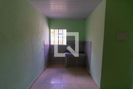 Sala/Cozinha de casa para alugar com 1 quarto, 35m² em Jardim Gonzaga, São Paulo