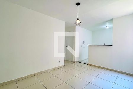 Sala de apartamento para alugar com 2 quartos, 39m² em Água Chata, Guarulhos