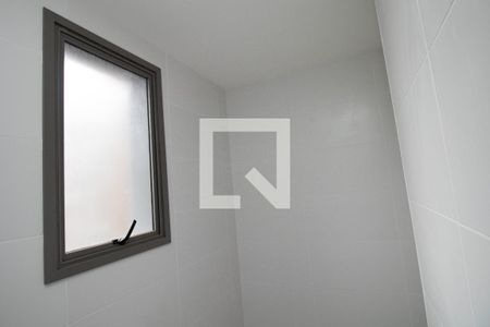 Banheiro 1, Área do box e do chuveiro  de apartamento à venda com 2 quartos, 74m² em Moema, São Paulo