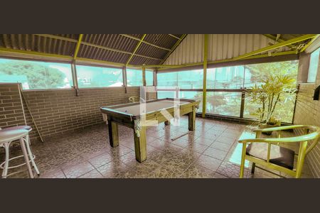 Casa à venda com 125m², 3 quartos e 2 vagas Casa à venda com 125m², 3 quartos e 2 vagasÁrea externa - Salão de jogos