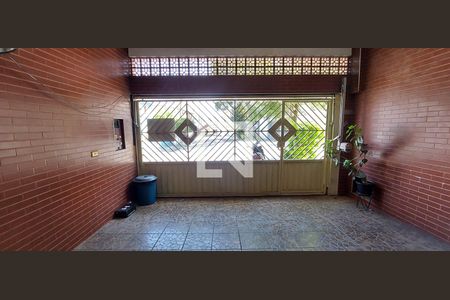 Casa à venda com 125m², 3 quartos e 2 vagas Casa à venda com 125m², 3 quartos e 2 vagasGaragem