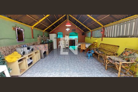 Casa à venda com 125m², 3 quartos e 2 vagas Casa à venda com 125m², 3 quartos e 2 vagasEspaço Gourmet