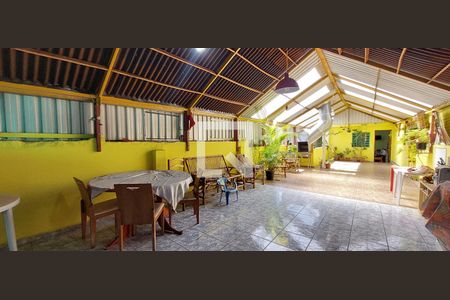 Casa à venda com 125m², 3 quartos e 2 vagas Casa à venda com 125m², 3 quartos e 2 vagasEspaço Gourmet