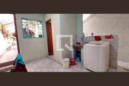 Casa à venda com 125m², 3 quartos e 2 vagas Casa à venda com 125m², 3 quartos e 2 vagasÁrea de Serviço