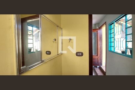 Casa à venda com 125m², 3 quartos e 2 vagas Casa à venda com 125m², 3 quartos e 2 vagasBanheiro 2