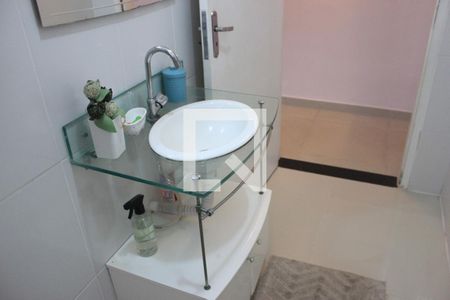 Lavabo de casa para alugar com 3 quartos, 188m² em Vila Zamataro, Guarulhos