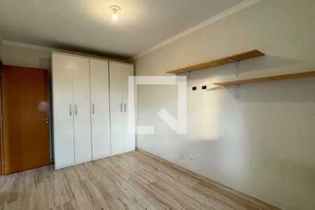 Quarto 1 de apartamento à venda com 2 quartos, 58m² em Jardim Tupanci, Barueri