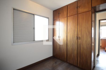 Quarto 1 de apartamento para alugar com 2 quartos, 60m² em Vila Monumento, São Paulo