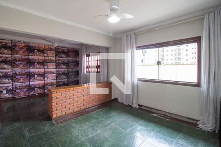 Sala de casa para alugar com 3 quartos, 300m² em Vila Fiori, Sorocaba