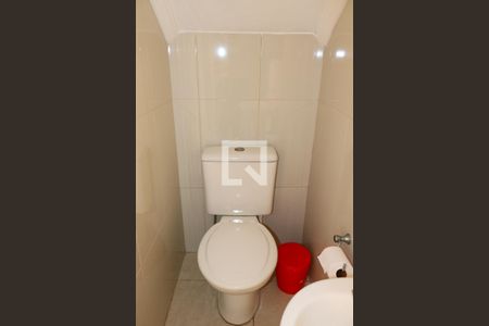 Casa à venda com 248m², 3 quartos e 6 vagas Casa à venda com 248m², 3 quartos e 6 vagasLavabo da Área Gourmet