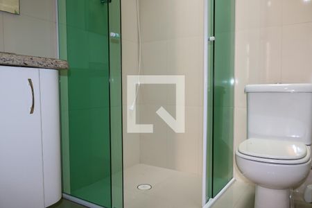 Casa à venda com 248m², 3 quartos e 6 vagas Casa à venda com 248m², 3 quartos e 6 vagasBanheiro da Suíte 2