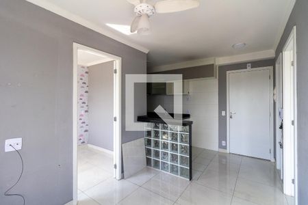 Sala de apartamento para alugar com 2 quartos, 35m² em Presidente Altino, Osasco