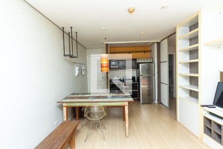 Sala/Cozinha de apartamento à venda com 1 quarto, 42m² em Itaim Bibi, São Paulo