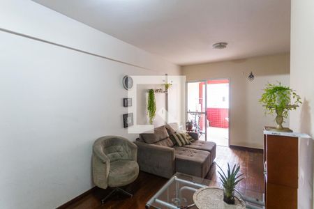 Sala de apartamento para alugar com 3 quartos, 85m² em Floresta, Belo Horizonte