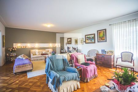 Sala de Estar de casa à venda com 4 quartos, 800m² em Planalto Paulista, São Paulo
