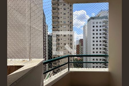 Sacada de apartamento à venda com 2 quartos, 65m² em Campo Belo, São Paulo