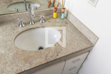 Apartamento para alugar com 83m², 2 quartos e 2 vagas Apartamento para alugar com 83m², 2 quartos e 2 vagasDetalhe do Banheiro da Suite