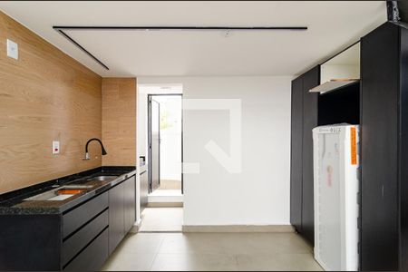 Cozinha de apartamento para alugar com 1 quarto, 50m² em Mirandópolis, São Paulo