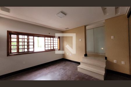 Sala 3 de casa de condomínio à venda com 5 quartos, 455m² em Residencial Vila Verde, Campinas