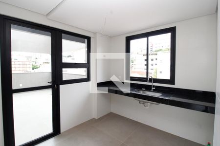 Cozinha de apartamento à venda com 3 quartos, 149m² em Santo Antônio, Belo Horizonte