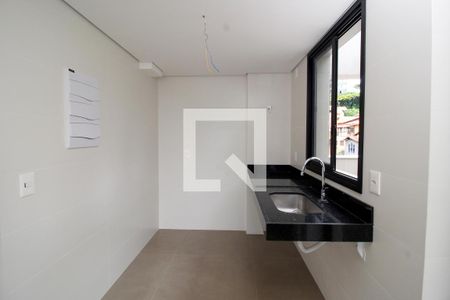 Cozinha de apartamento à venda com 2 quartos, 115m² em Santo Antônio, Belo Horizonte