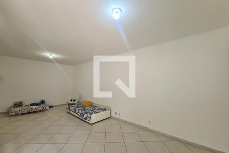 Sala de casa para alugar com 3 quartos, 230m² em Cidade Satelite Santa Barbara, São Paulo