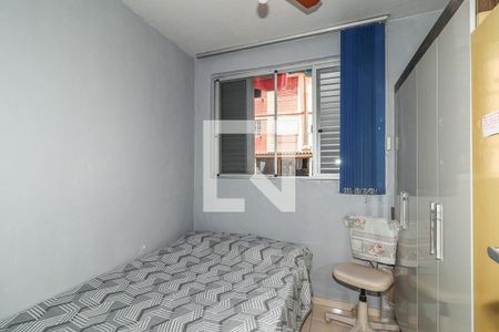 Quarto de apartamento à venda com 3 quartos, 52m² em Rubem Berta, Porto Alegre