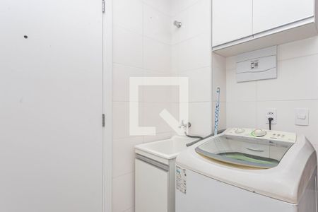 Sala/Cozinha de apartamento para alugar com 2 quartos, 32m² em Parque Fongaro, São Paulo