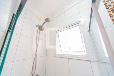 Banheiro  de apartamento à venda com 2 quartos, 70m² em Vila Alice, Santo André