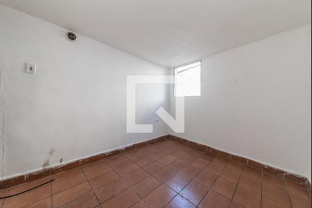 Quarto 2 de casa para alugar com 2 quartos, 40m² em Vila Nair, São Paulo