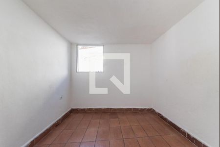 Quarto 2 de casa para alugar com 2 quartos, 40m² em Vila Nair, São Paulo