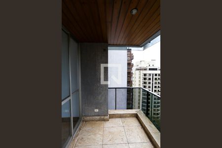 Apartamento para alugar com 200m², 3 quartos e 3 vagas Apartamento para alugar com 200m², 3 quartos e 3 vagasVaranda da Sala 2