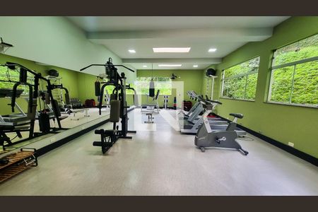 Apartamento para alugar com 200m², 3 quartos e 3 vagas Apartamento para alugar com 200m², 3 quartos e 3 vagasÁrea comum - Academia