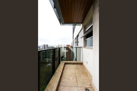 Apartamento para alugar com 200m², 3 quartos e 3 vagas Apartamento para alugar com 200m², 3 quartos e 3 vagasSacada