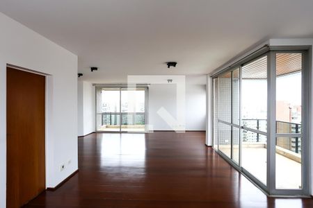 Sala 1 de apartamento para alugar com 3 quartos, 200m² em Vila Suzana, São Paulo