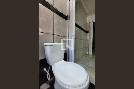 Banheiro de casa para alugar com 1 quarto, 45m² em Jardim Irene, Santo André