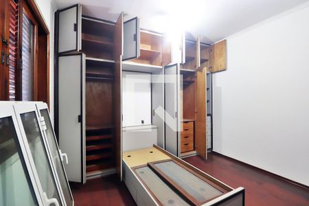 Quarto 1 de casa para alugar com 3 quartos, 242m² em Santa Teresinha, Santo André