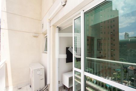 Varanda de apartamento à venda com 1 quarto, 45m² em Moema, São Paulo