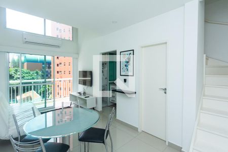 Sala de apartamento à venda com 1 quarto, 45m² em Moema, São Paulo