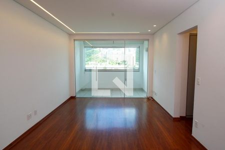 Sala de apartamento à venda com 3 quartos, 90m² em Estoril, Belo Horizonte