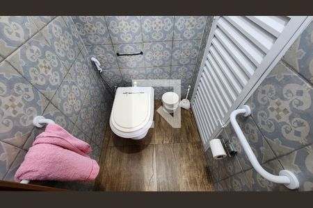 Lavabo de casa para alugar com 3 quartos, 120m² em Vila Sao Jorge, Santos