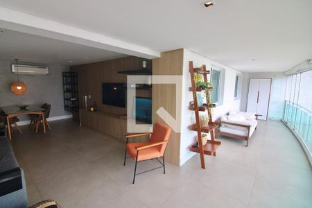 Sala de apartamento para alugar com 2 quartos, 112m² em Barra da Tijuca, Rio de Janeiro