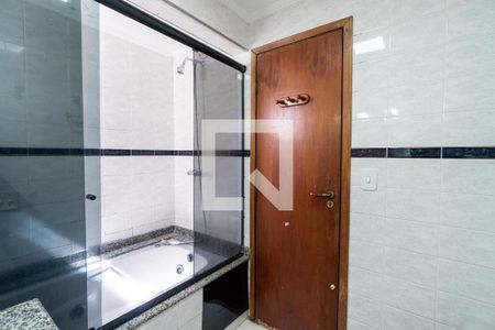 Banheiro da Suíte de apartamento à venda com 3 quartos, 138m² em Chácara Inglesa, São Paulo
