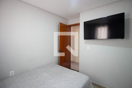 Quarto 1 de apartamento à venda com 2 quartos, 42m² em Jardim Helena, São Paulo