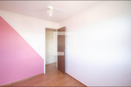 Quarto de apartamento à venda com 2 quartos, 60m² em Campo Novo, Porto Alegre