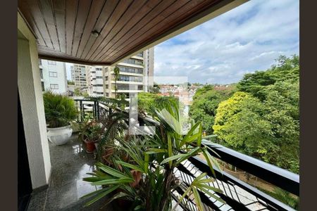 Apartamento à venda com 4 quartos, 240m² em Jardim da Saúde, São Paulo