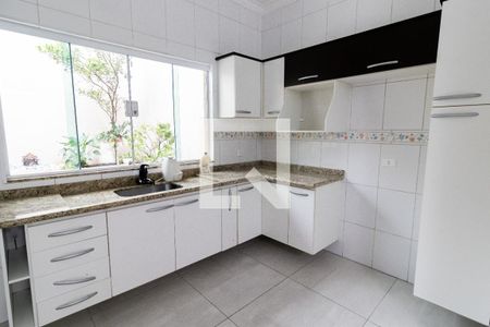 Cozinha de casa à venda com 4 quartos, 168m² em Vila Valparaiso, Santo André