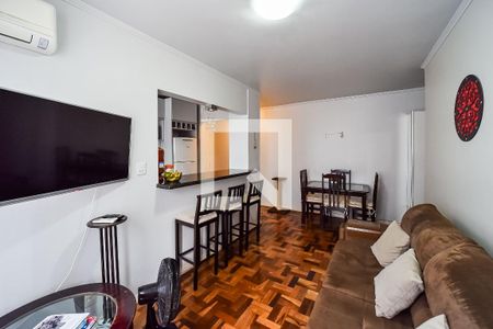 Sala de apartamento para alugar com 1 quarto, 46m² em Vila Ipiranga, Porto Alegre